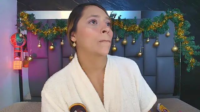  MiaBrown  online show from 12/16/25, 12:10