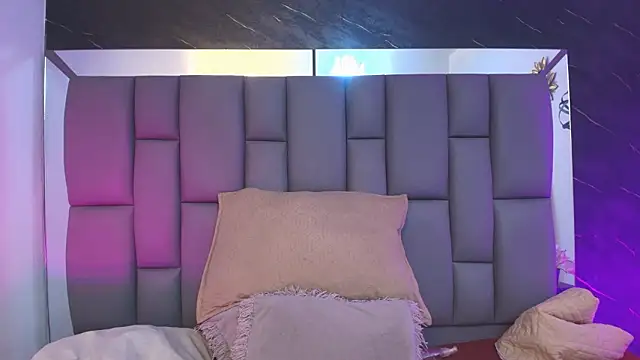  MiaBrown  online show from 02/25/26, 12:04