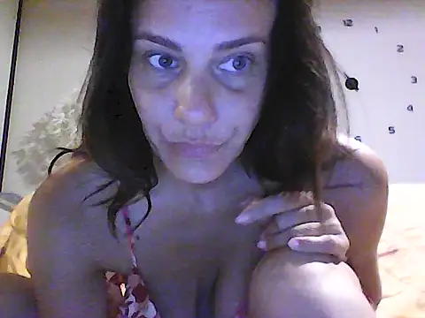 Snapshot of Emyly83 chatting on 07/26/26, 10:00 Emyly83 online show from 07/26/26, 10:00