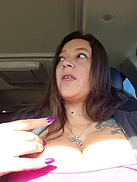 Snapshot of angelbaby1998 chatting on 01/22/25, 05:17 angelbaby1998 online show from 01/22/25, 05:17