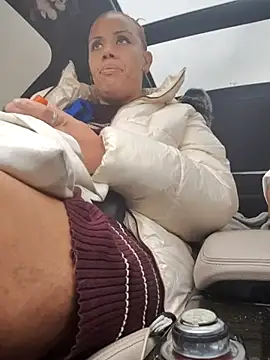 assonphatphat online show from 11/20/25, 10:42