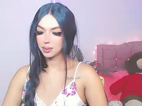 Snapshot of Tanedra_collings chatting on 01/28/25, 12:36 Tanedra collings online show from 01/28/25, 12:36