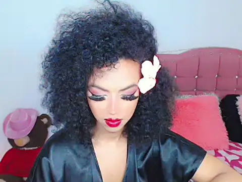 Snapshot of Tanedra_collings chatting on 02/20/25, 04:07 Tanedra collings online show from 02/20/25, 04:07