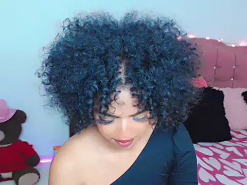 Snapshot of Tanedra_collings chatting on 02/22/25, 06:28 Tanedra collings online show from 02/22/25, 06:28