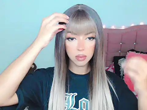 Snapshot of Tanedra_collings chatting on 03/04/25, 01:45 Tanedra collings online show from 03/04/25, 01:45