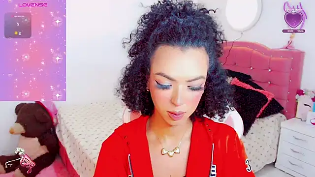 Snapshot of Tanedra_collings chatting on 10/16/25, 04:35 Tanedra collings online show from 10/16/25, 04:35