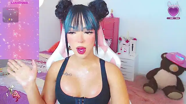 Snapshot of Tanedra_collings chatting on 12/22/25, 01:35 Tanedra collings online show from 12/22/25, 01:35