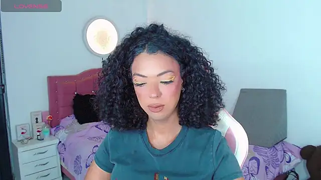 Snapshot of Tanedra_collings chatting on 07/15/26, 01:22 Tanedra collings online show from 07/15/26, 01:22