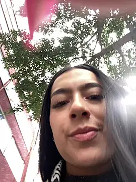 Nicollemays online show from 02/06/25, 12:16