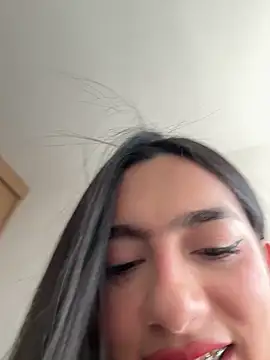 Nicollemays online show from 03/31/26, 02:28