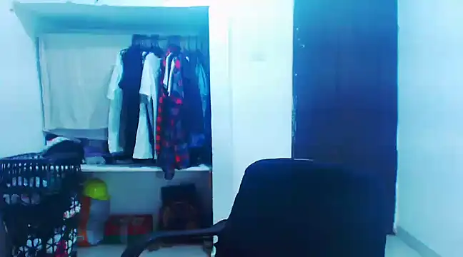 liz dirty online show from 02/08/25, 10:40