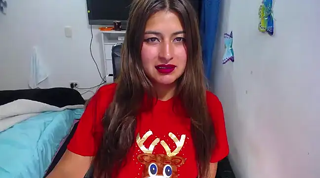 Yunhot  online show from 12/14/24, 04:45