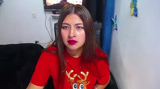Yunhot  online show from 12/16/24, 11:39