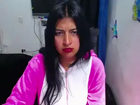 Yunhot  online show from 01/26/25, 10:45