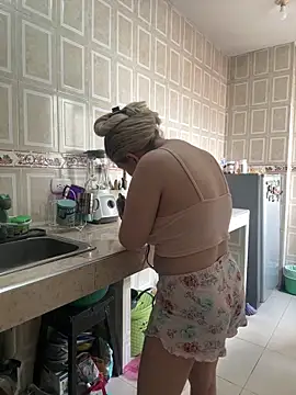 Celestedubois online show from 11/04/25, 06:51