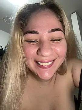 Snapshot of Celestedubois chatting on 04/30/26, 02:51 Celestedubois online show from 04/30/26, 02:51
