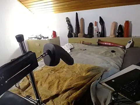 natjuk online show from 02/09/26, 04:33