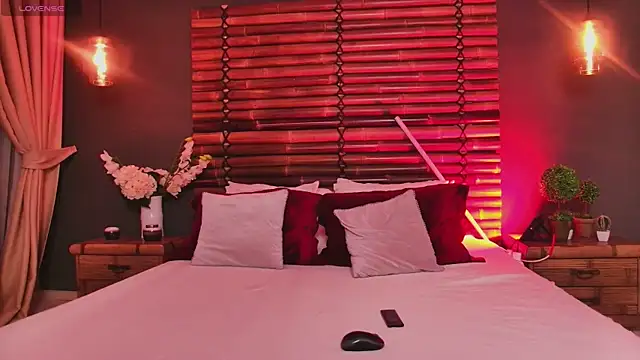 EllaViceX online show from 11/22/25, 05:28