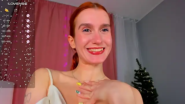 Snapshot of Sally_Biscuit chatting on 12/05/24, 04:55 Sally Biscuit online show from 12/05/24, 04:55