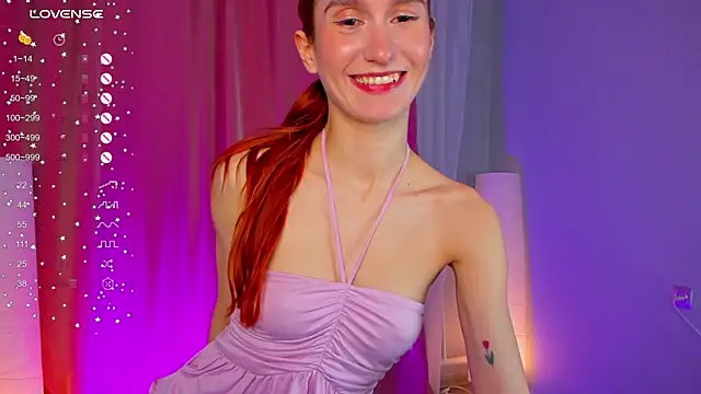 Snapshot of Sally_Biscuit chatting on 01/18/25, 01:08 Sally Biscuit online show from 01/18/25, 01:08