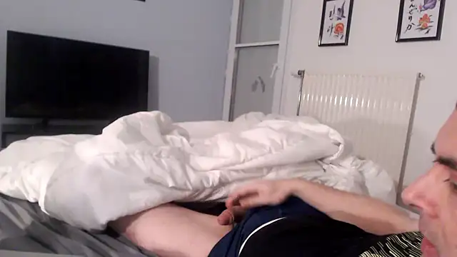 freddy0222222 online show from 01/11/26, 08:47