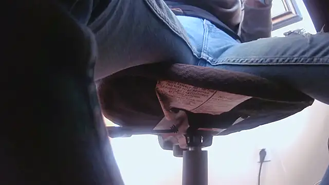 hottottrot691 online show from 12/03/25, 02:59