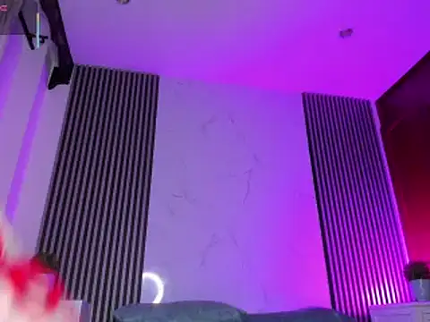 Snapshot of CamileHolmes chatting on 02/23/26, 11:02 CamileHolmes online show from 02/23/26, 11:02