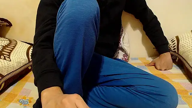 Snapshot of Alexdelarge323 chatting on 12/02/25, 11:59 Alexdelarge323 online show from 12/02/25, 11:59