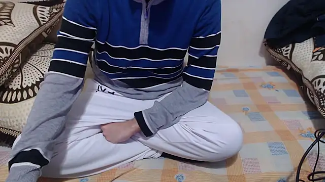 Alexdelarge323 online show from 12/23/25, 10:02