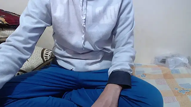 Alexdelarge323 online show from 02/07/26, 10:41