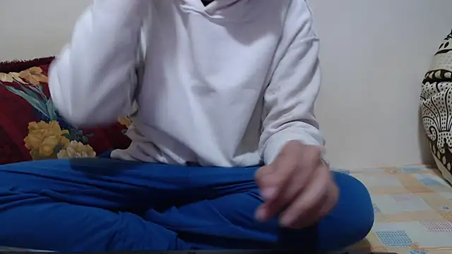 Alexdelarge323 online show from 04/14/26, 03:18