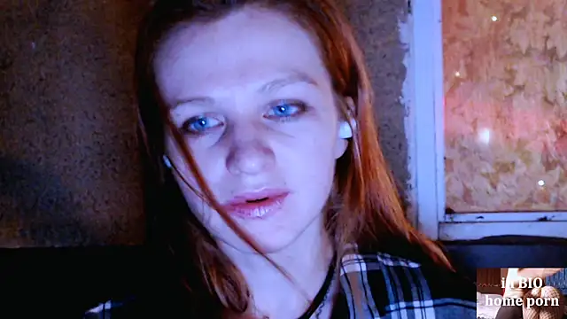 Cassie Wild online show from 10/20/25, 01:33