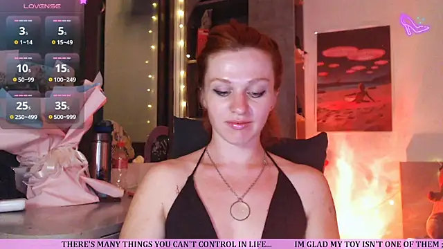 Snapshot of Cassie_Wild chatting on 04/22/26, 01:01 Cassie Wild online show from 04/22/26, 01:01