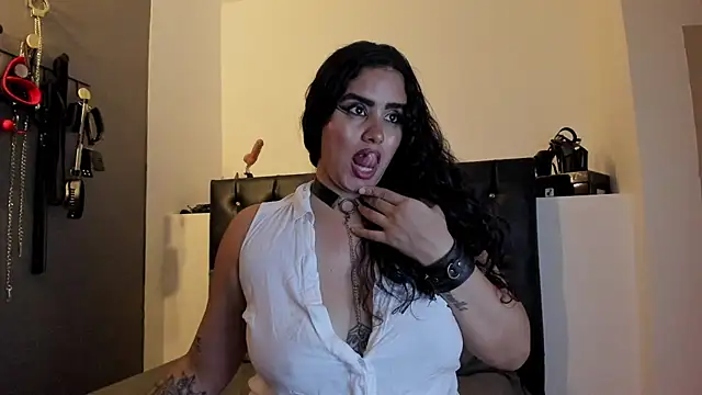 MariaGaitan online show from 02/25/25, 01:20