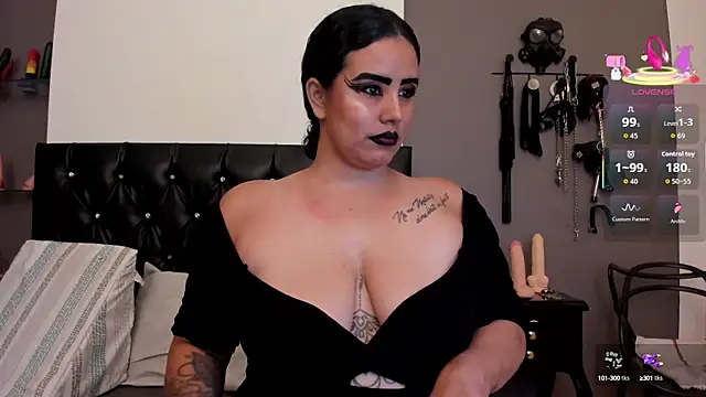 MariaGaitan online show from 10/11/25, 07:01