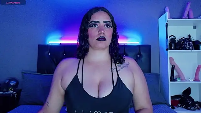 Snapshot of MariaGaitan chatting on 03/23/26, 05:06 MariaGaitan online show from 03/23/26, 05:06