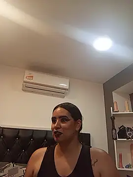 Snapshot of MariaGaitan chatting on 03/26/26, 05:07 MariaGaitan online show from 03/26/26, 05:07