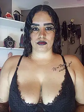 Snapshot of MariaGaitan chatting on 04/19/26, 05:12 MariaGaitan online show from 04/19/26, 05:12