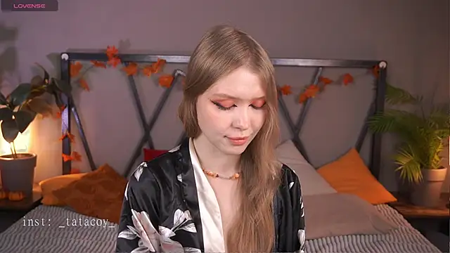 TataCoy online show from 11/26/25, 04:08