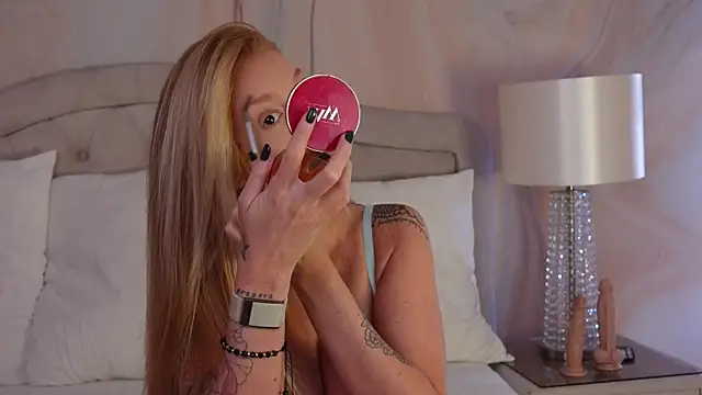 GingerEllis online show from 09/24/25, 04:16