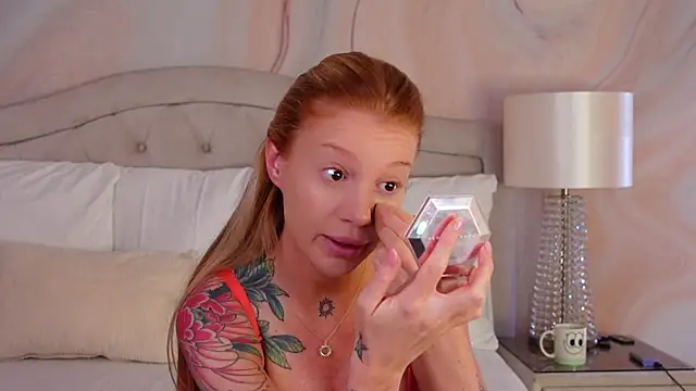 Snapshot of GingerEllis chatting on 04/10/26, 03:34 GingerEllis online show from 04/10/26, 03:34