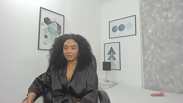 Tanisha  campbell online show from 12/18/24, 03:44