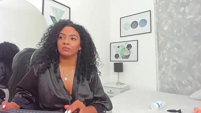 Tanisha  campbell online show from 02/20/25, 04:14