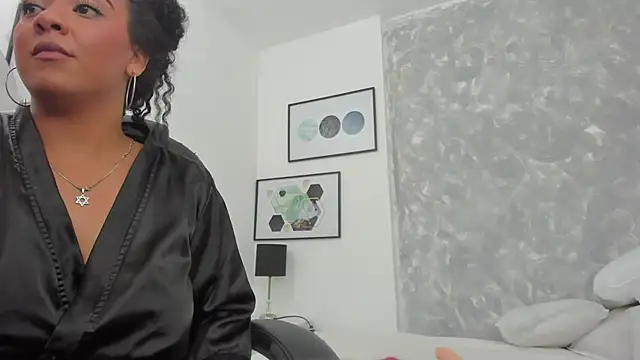 Tanisha  campbell online show from 03/03/25, 04:14