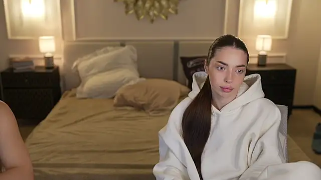 Jasmine Flow online show from 11/24/25, 08:03