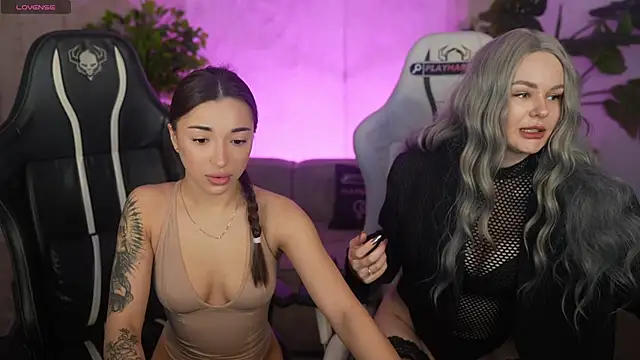 Jasmine Flow online show from 04/15/26, 07:15