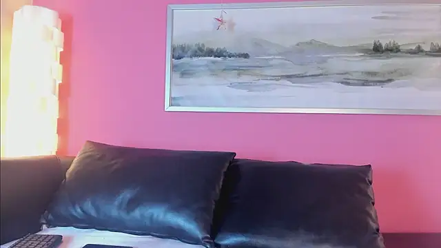 Tiffanysurez  online show from 01/16/26, 08:46