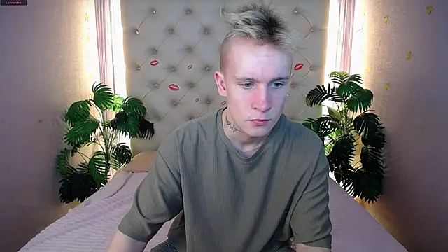 AlexxSweet online show from 03/10/25, 10:48