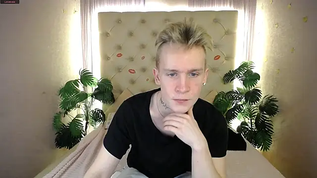 AlexxSweet online show from 03/23/25, 05:10