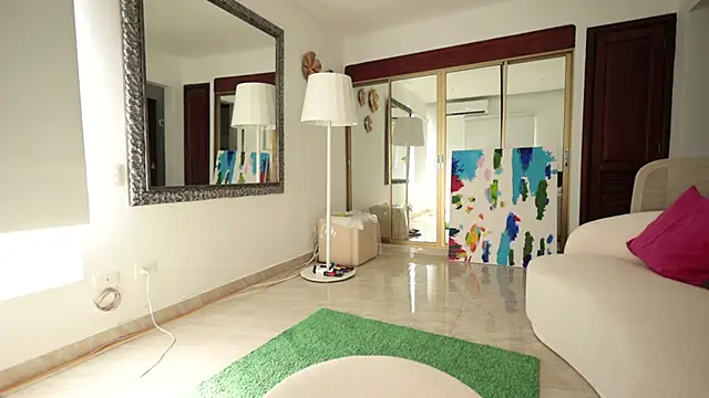 Snapshot of aliceabrams chatting on 11/02/25, 07:05 aliceabrams online show from 11/02/25, 07:05